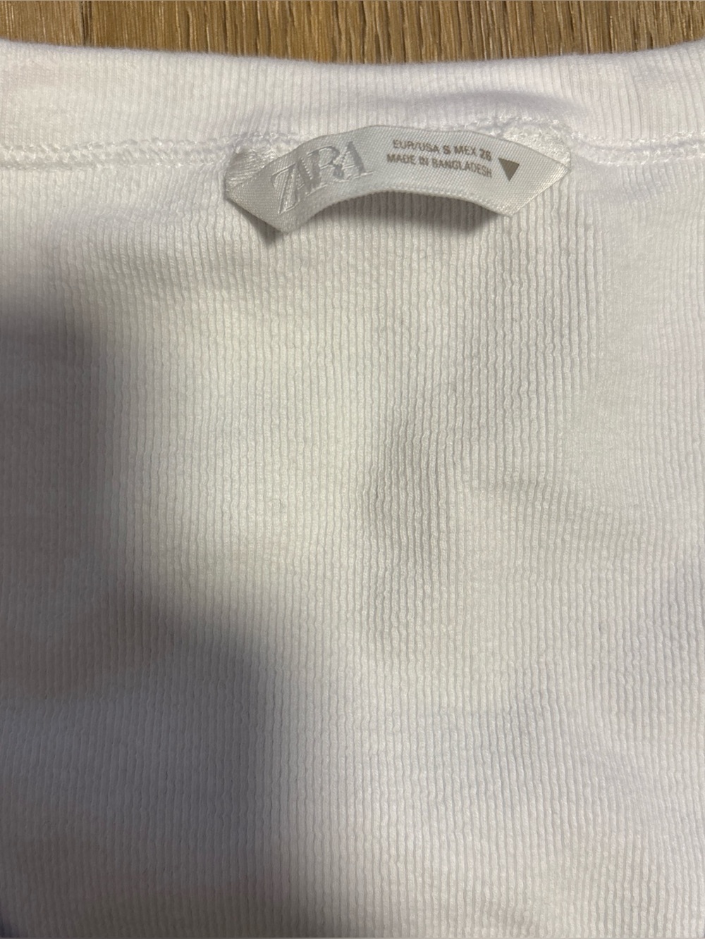 Zara white scoop neck tee - Picture 2 of 2